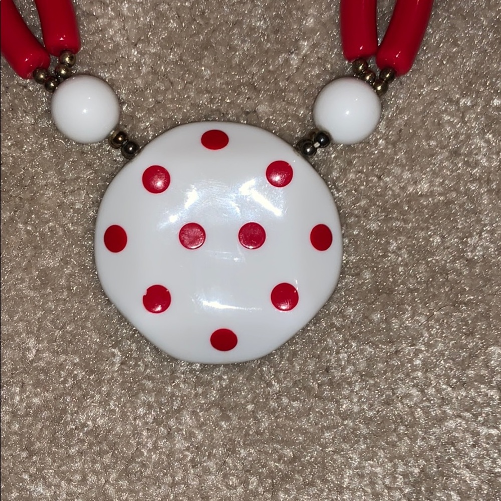 80s statement necklace